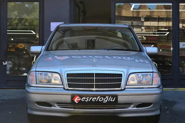 Mercedes-Benz C200 Komprossor