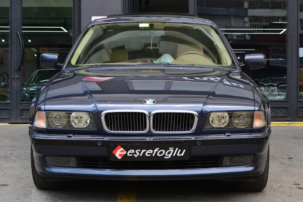 BMW 740İ